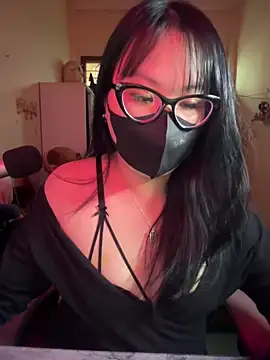 Snapshot of HaleyKin chatting on 03-14-26, 05:24 HaleyKin online show from 03-14-26, 05:24