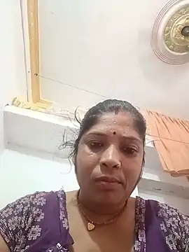 Snapshot of Horney_Bhabhi chatting on 07-05-26, 05:14 Horney Bhabhi online show from 07-05-26, 05:14