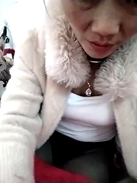 Snapshot of sen1199 chatting on 02-05-26, 10:09 sen1199 online show from 02-05-26, 10:09