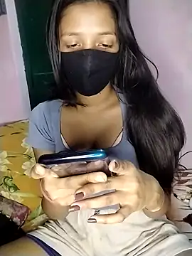 Snapshot of Naina-hott chatting on 02-08-26, 07:50 Naina-hott online show from 02-08-26, 07:50