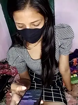 Snapshot of Naina-hott chatting on 02-23-26, 07:11 Naina-hott online show from 02-23-26, 07:11