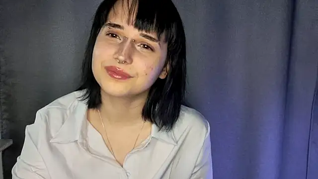 Snapshot of PureSofia chatting on 02-27-26, 01:11 PureSofia online show from 02-27-26, 01:11