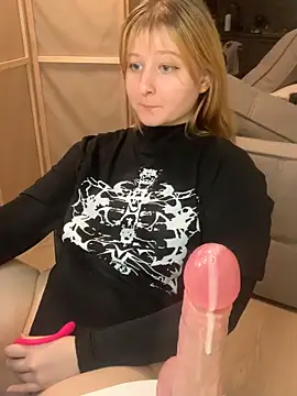 MargoPinky1 online show from 06-15-26, 07:27