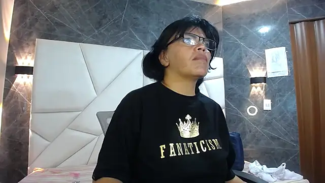 jennifer 0717 online show from 04-24-26, 12:35