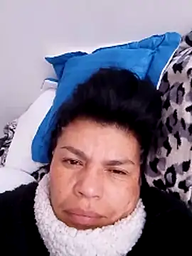 Snapshot of jennifer_0717 chatting on 05-10-26, 04:23 jennifer 0717 online show from 05-10-26, 04:23