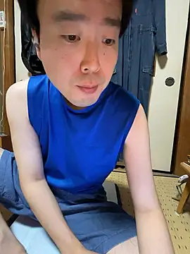 shizuku-kun211 online show from 07-25-26, 10:46