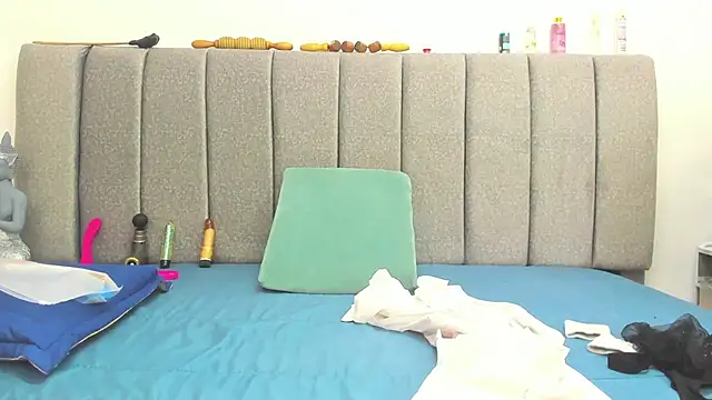 Snapshot of Giselle_James chatting on 03-11-26, 07:53 Giselle James online show from 03-11-26, 07:53