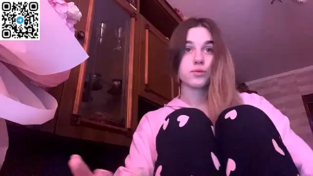 Snapshot of LovelySilk_63 chatting on 02-17-26, 10:01 LovelySilk 63 online show from 02-17-26, 10:01