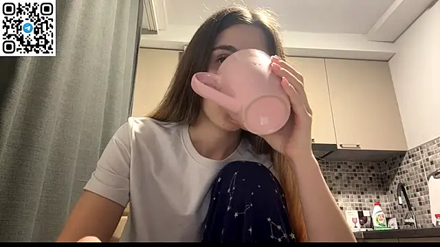 LovelySilk 63 online show from 07-10-26, 06:21