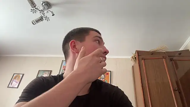 Snapshot of MoonlightVera chatting on 02-18-26, 09:05 MoonlightVera online show from 02-18-26, 09:05