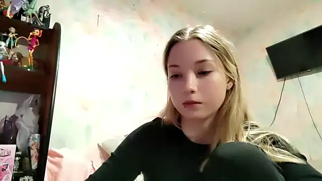 Snapshot of TiaBIanks chatting on 03-12-26, 10:43 TiaBIanks online show from 03-12-26, 10:43