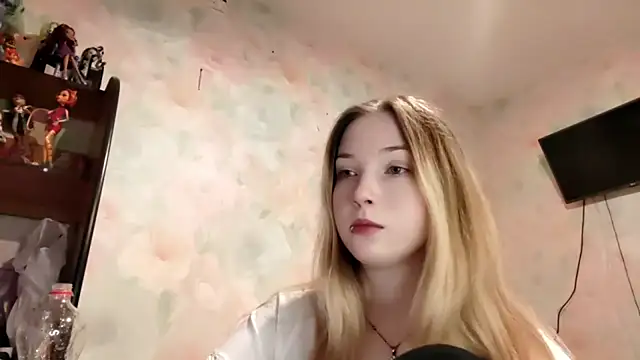 TiaBIanks online show from 04-30-26, 10:10