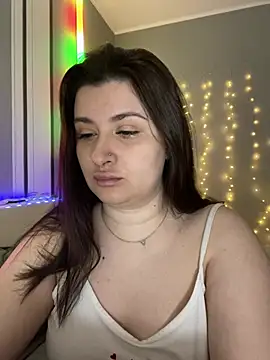 Snapshot of lipsi_vikki chatting on 02-14-26, 04:42 lipsi vikki online show from 02-14-26, 04:42