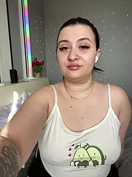 Snapshot of lipsi_vikki chatting on 03-05-26, 07:48 lipsi vikki online show from 03-05-26, 07:48