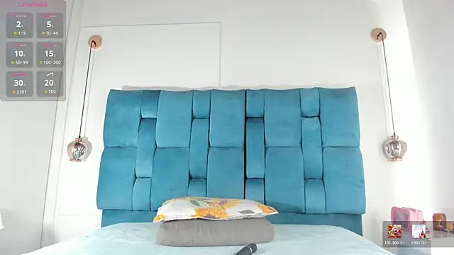 Snapshot of venezolana__caro chatting on 07-23-26, 12:14 venezolana caro online show from 07-23-26, 12:14
