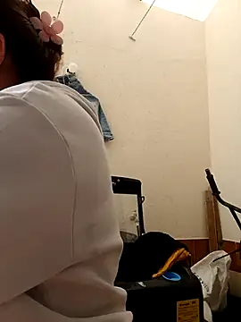 Snapshot of MajoArias chatting on 03-11-26, 05:08 MajoArias online show from 03-11-26, 05:08