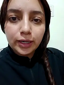 Snapshot of MajoArias chatting on 03-15-26, 02:28 MajoArias online show from 03-15-26, 02:28