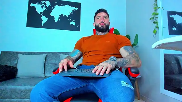 Snapshot of Alessrose chatting on 03-05-26, 07:21 Alessrose online show from 03-05-26, 07:21