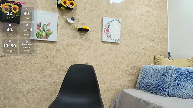 Sophie Tyler online show from 05-04-26, 01:40