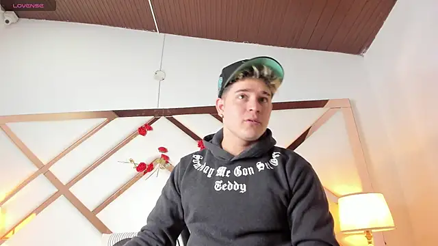 rayan linxx online show from 02-14-26, 07:54