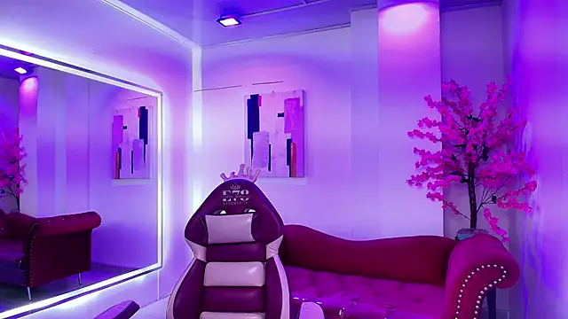 Alanna  scott online show from 04-30-26, 03:57