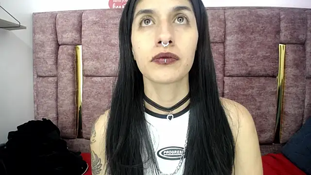 FRANCESCA LOVE  online show from 06-07-26, 11:41