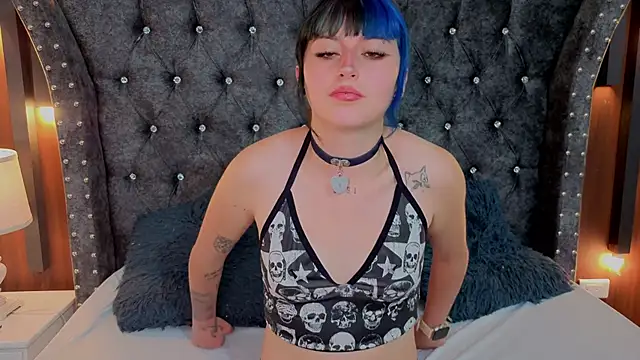 OliviaBonnie online show from 02-08-26, 08:23