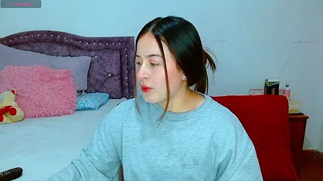 Snapshot of hansel_tes chatting on 02-24-26, 07:23 hansel tes online show from 02-24-26, 07:23