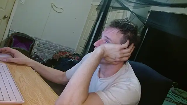 cguffey2284 online show from 03-06-26, 03:36