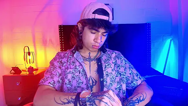 Snapshot of Axell_Kussh chatting on 03-03-26, 12:33 Axell Kussh online show from 03-03-26, 12:33