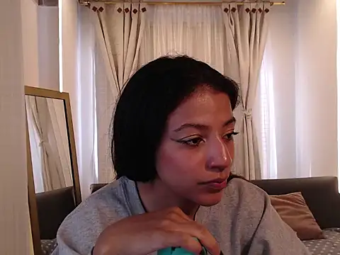 Scarleet miaa online show from 06-12-26, 07:24