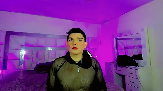 Snapshot of Cristal_and_noha chatting on 03-07-26, 03:36 Cristal and noha online show from 03-07-26, 03:36