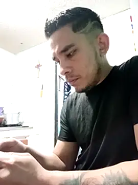 Snapshot of Harddick0094 chatting on 02-09-26, 06:01 Harddick0094 online show from 02-09-26, 06:01