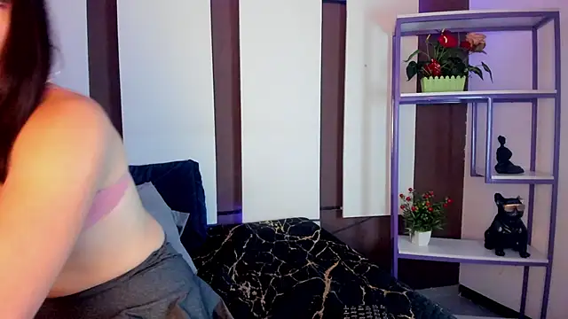 Snapshot of Nahomii__Doll chatting on 02-18-26, 07:21 Nahomii Doll online show from 02-18-26, 07:21