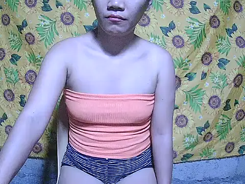 Snapshot of SweetHotBabe18 chatting on 07-24-26, 10:08 SweetHotBabe18 online show from 07-24-26, 10:08