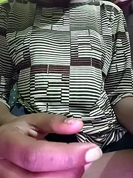 Snapshot of Anika6 chatting on 02-20-26, 05:37 Anika6 online show from 02-20-26, 05:37