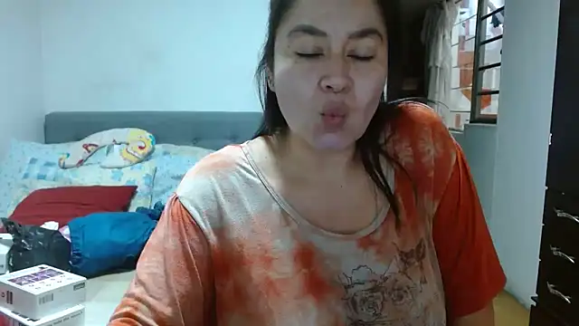 Snapshot of Karo_sexy chatting on 01-18-25, 07:37 Karo sexy online show from 01-18-25, 07:37