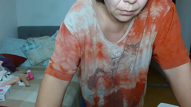 Snapshot of Karo_sexy chatting on 01-19-25, 03:08 Karo sexy online show from 01-19-25, 03:08