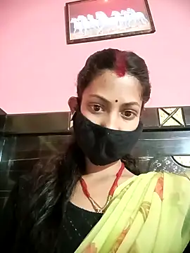 Snapshot of BIG_QWEEN_NO1 chatting on 02-22-26, 05:40 BIG QWEEN NO1 online show from 02-22-26, 05:40