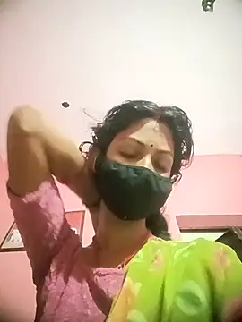 Snapshot of BIG_QWEEN_NO1 chatting on 03-07-26, 10:40 BIG QWEEN NO1 online show from 03-07-26, 10:40