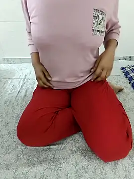 Snapshot of _sassyhelly chatting on 02-14-26, 11:51 sassyhelly online show from 02-14-26, 11:51