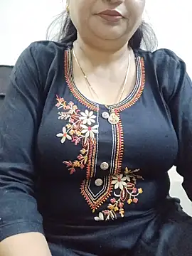 SexybeboX online show from 06-20-26, 05:43