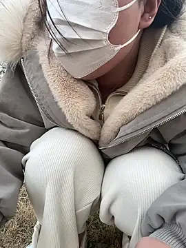 yiyiyi-6666 online show from 03-14-26, 08:42