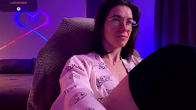 Snapshot of Katy_Kar chatting on 03-04-26, 08:48 Katy Kar online show from 03-04-26, 08:48