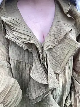 hamoi11 online show from 02-16-26, 02:51