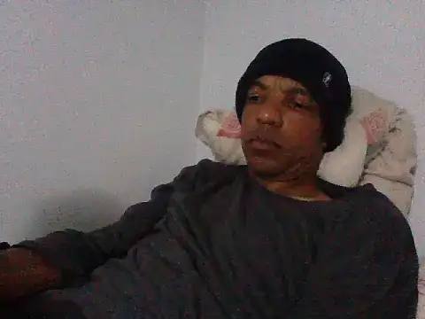 Snapshot of lavelle26 chatting on 02-14-26, 07:21 lavelle26 online show from 02-14-26, 07:21