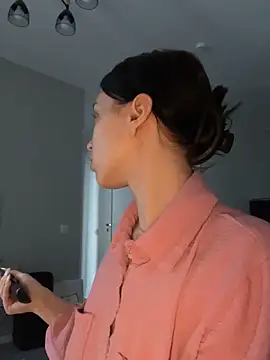  luna fox  online show from 02-09-26, 09:35