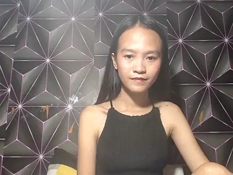 Yourlilpinayy online show from 03-07-26, 02:19