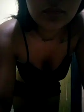 Snapshot of Zoe_Renata chatting on 05-13-26, 08:12 Zoe Renata online show from 05-13-26, 08:12