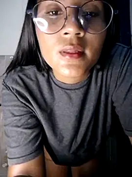 Snapshot of Zoe_Renata chatting on 06-21-26, 03:53 Zoe Renata online show from 06-21-26, 03:53